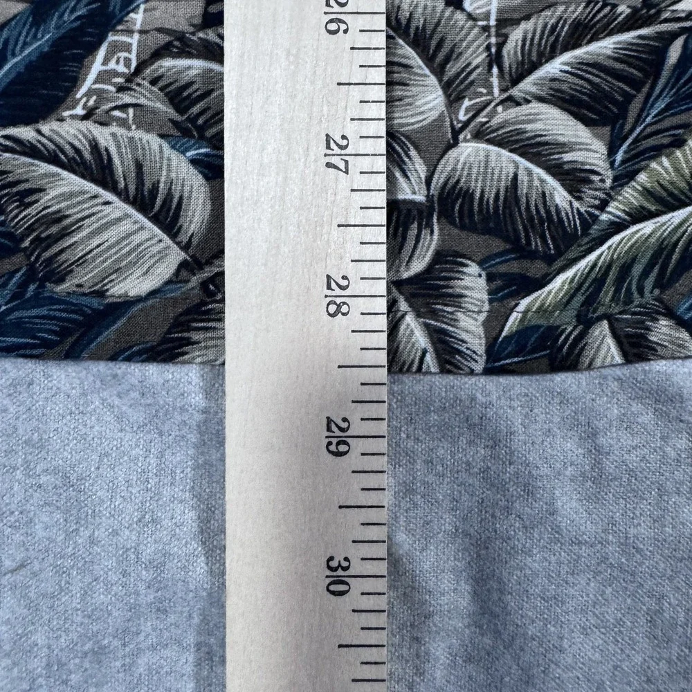 Batik Bay Shirt Mens XL Black Gray Palm Tree Hawaiian‎ Rayon Button Up Aloha